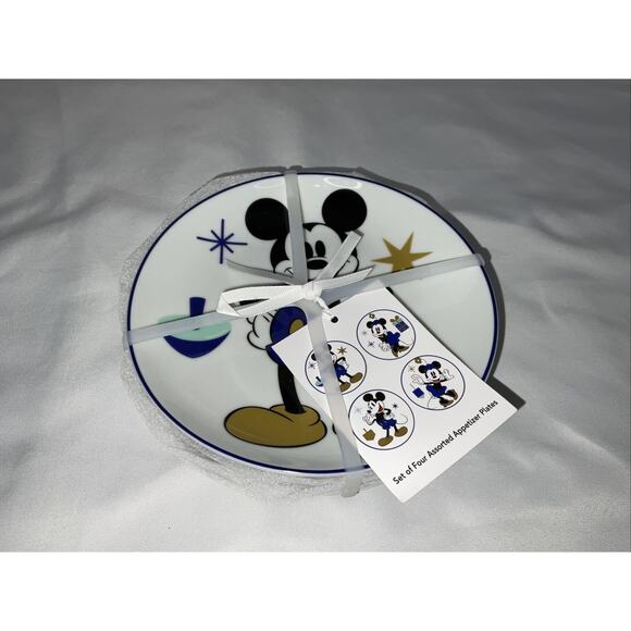 Disney Mickey & Minnie Mouse Hanukkah Celebration Appetizer Side Plates Set of 4 - Picture 6 of 6